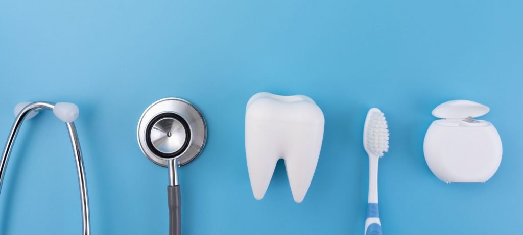 כתיבת תוכן לרופא שיניים, כתיבת תוכן לרופאי שיניים, כתיבה שיווקית לרופאי שיניים, כתיבה שיווקית לרופא שיניים